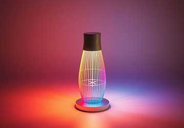 dIe Illustration zeigt eine Bodenlampe mit vollem Lichtspektrum